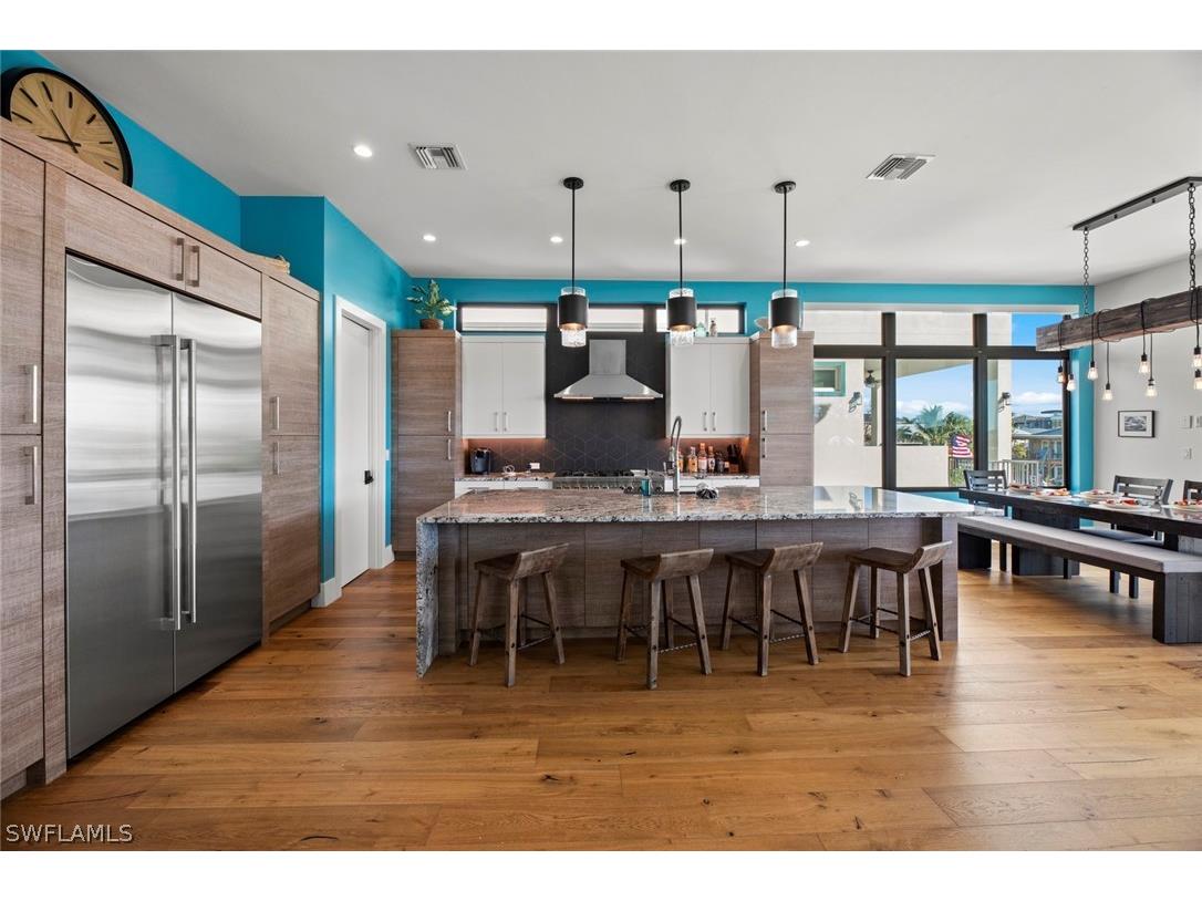 250 Crescent Street Fort Myers Beach FL 33931 224047887 image9