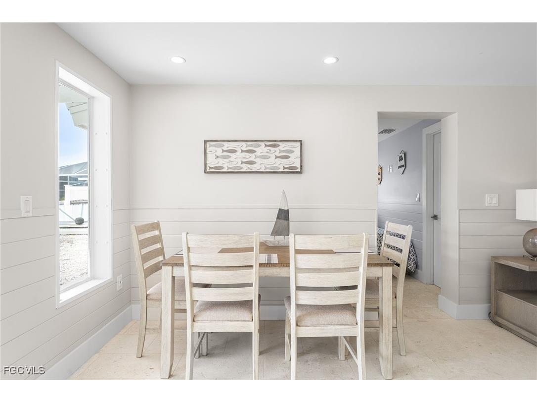 250 Donora Boulevard Fort Myers Beach FL 33931 2025019466 image19