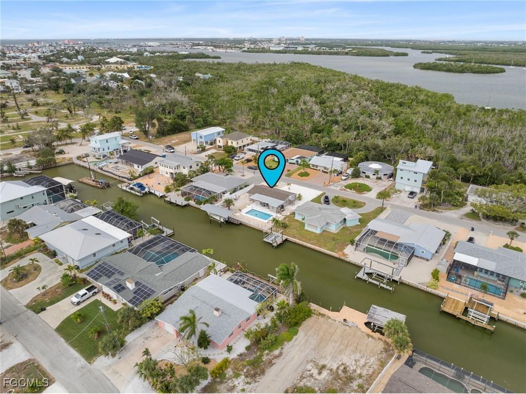250 Donora Boulevard Fort Myers Beach FL 33931 2025019466 image6