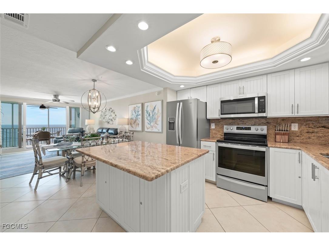 250 Estero Boulevard #402 Fort Myers Beach FL 33931 2025019878 image14