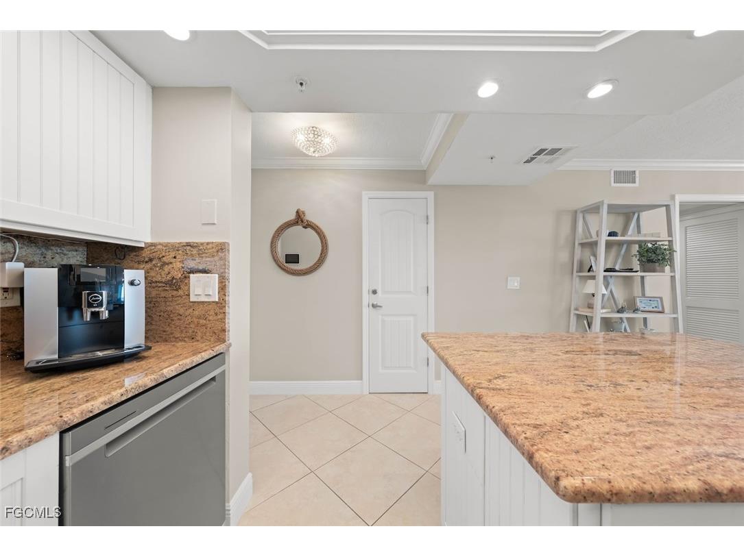 250 Estero Boulevard #402 Fort Myers Beach FL 33931 2025019878 image18