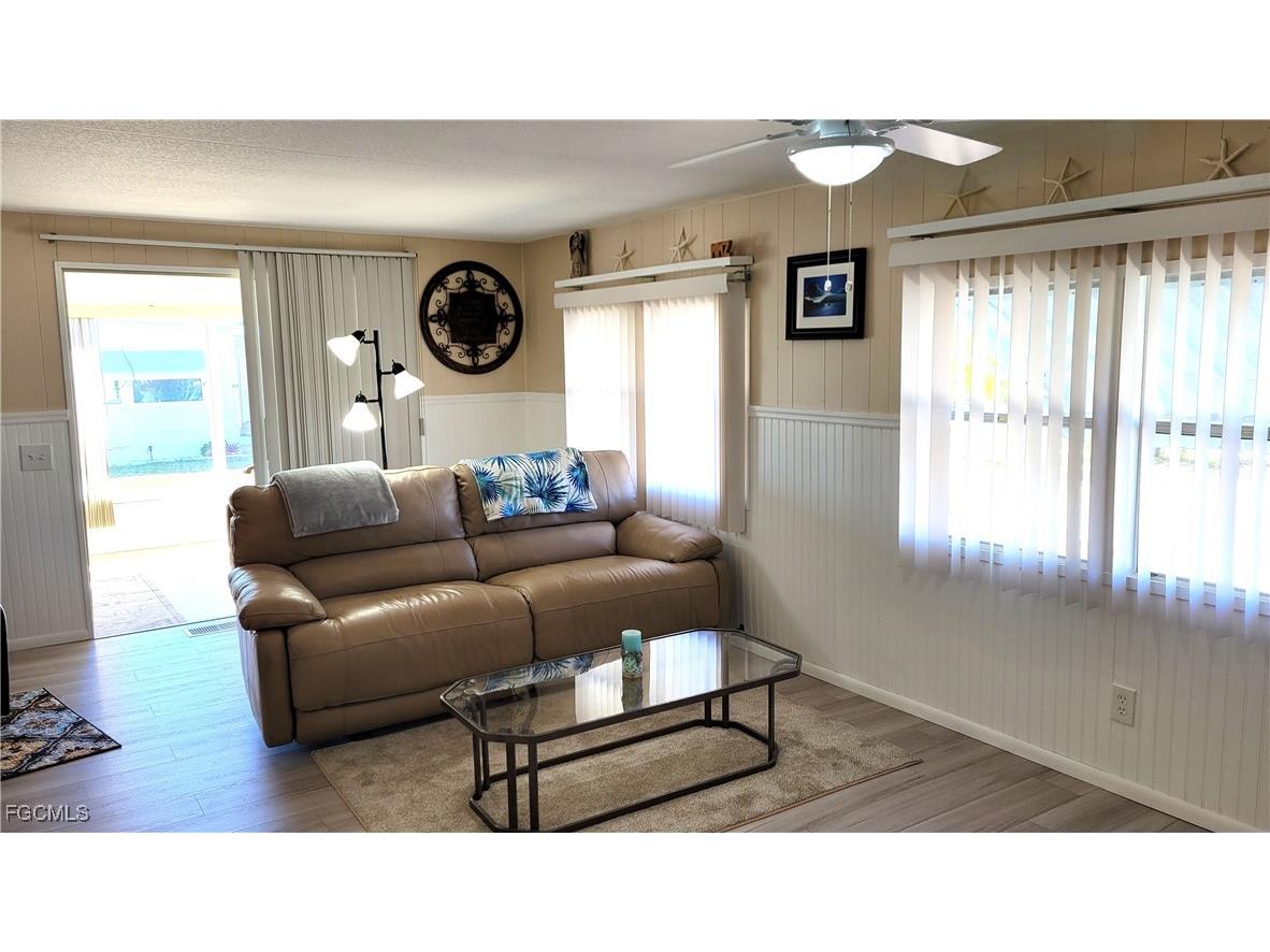 250 Hamlin Drive Fort Myers FL 33905 2025005506 image7