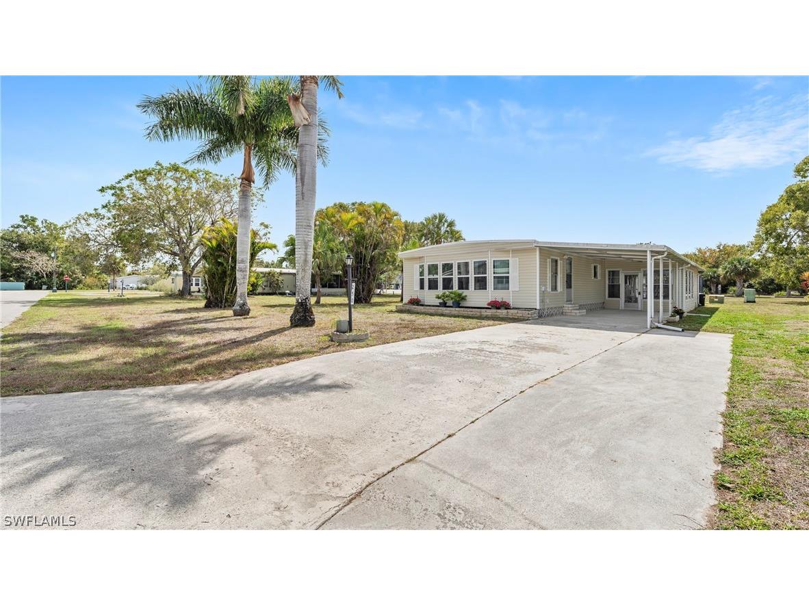 250 Indian Key Lane Naples FL 34114 226011426 image2