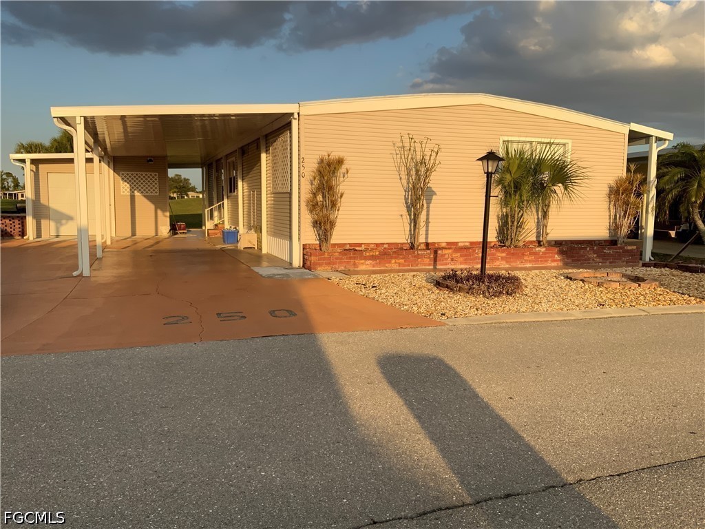 250 Palmer Boulevard North Fort Myers FL 33903 2026015166 image1