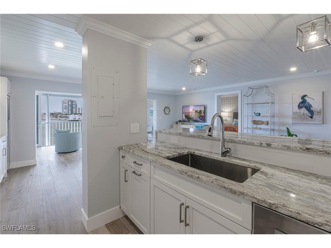 250 Park Shore Drive #302 Naples FL 34103 225048698 image14