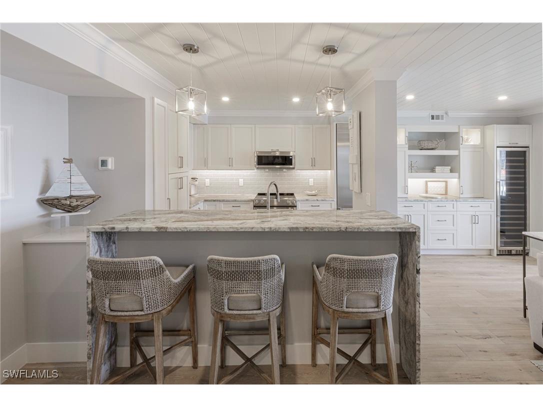 250 Park Shore Drive #302 Naples FL 34103 225048698 image15