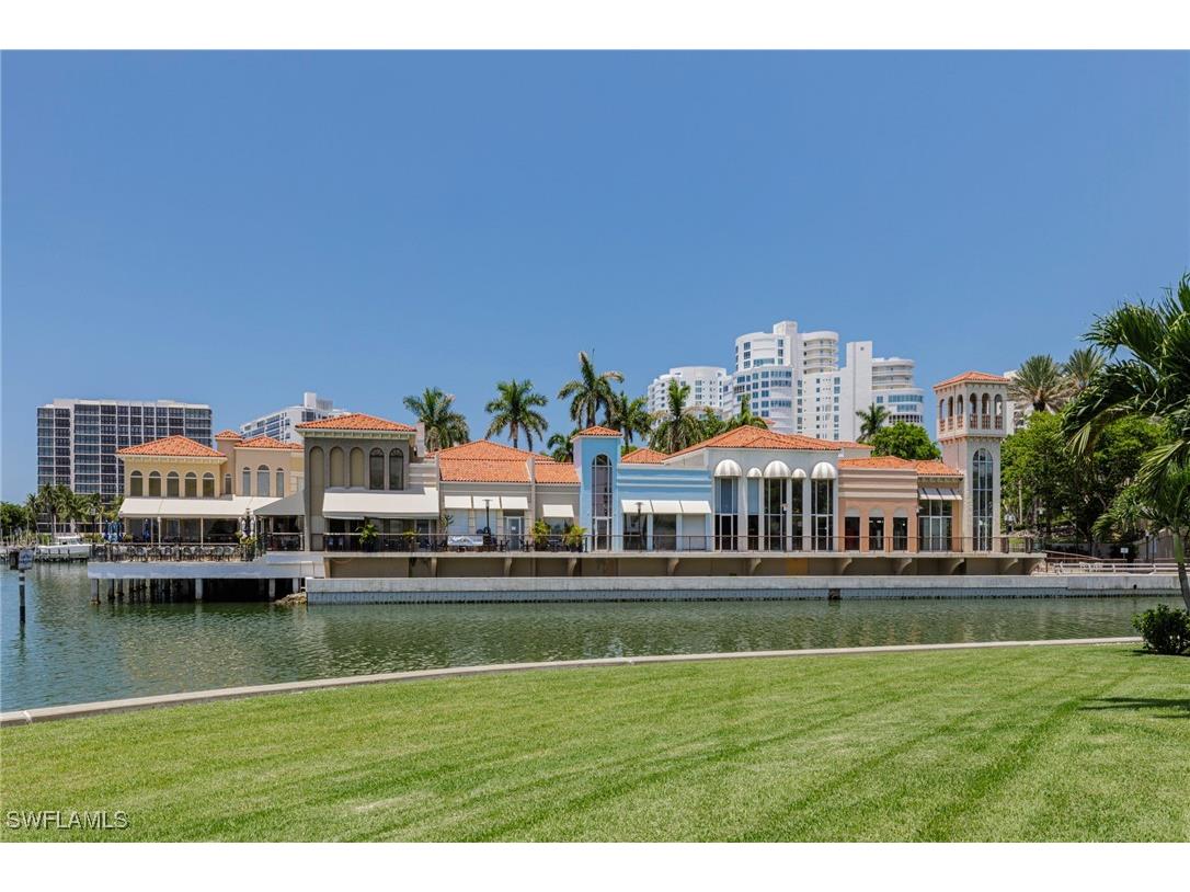 250 Park Shore Drive #302 Naples FL 34103 225048698 image33