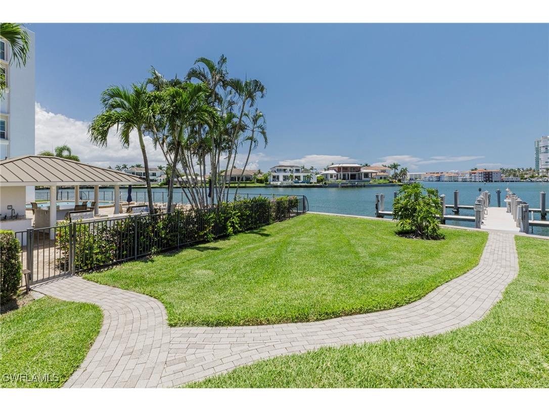 250 Park Shore Drive #302 Naples FL 34103 225048698 image34