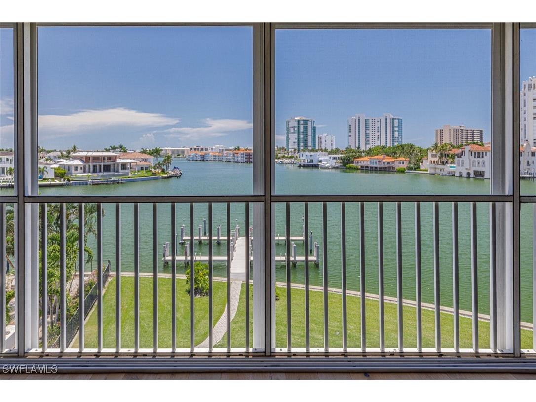 250 Park Shore Drive #302 Naples FL 34103 225048698 image7