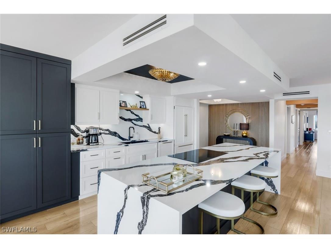 250 Park Shore Drive #801 Naples FL 34103 226006478 image10