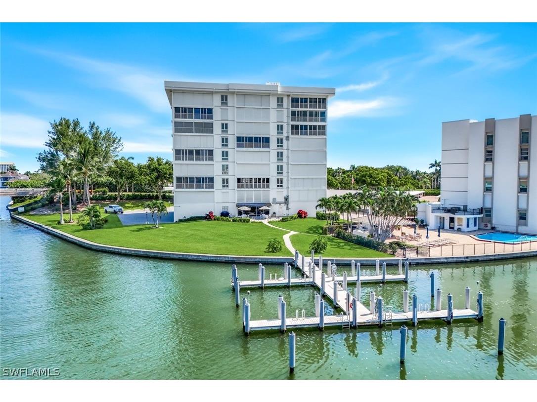 250 Park Shore Drive #801 Naples FL 34103 226006478 image30
