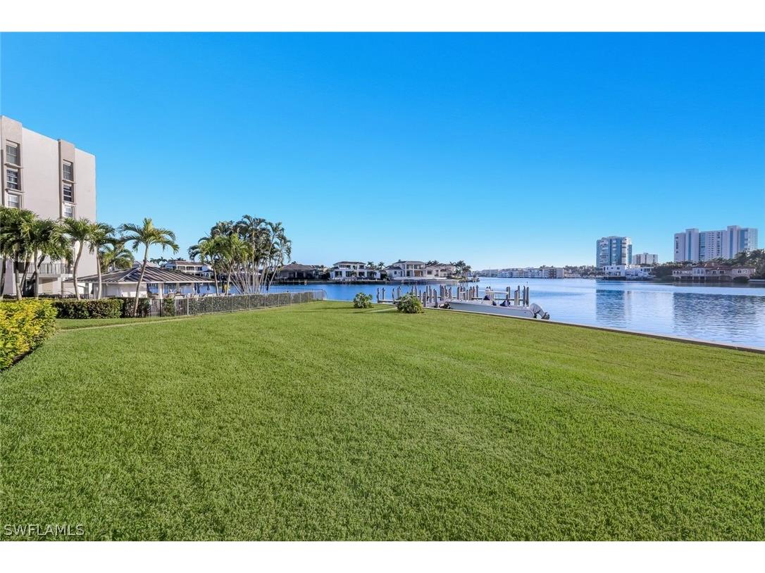 250 Park Shore Drive #801 Naples FL 34103 226006478 image31