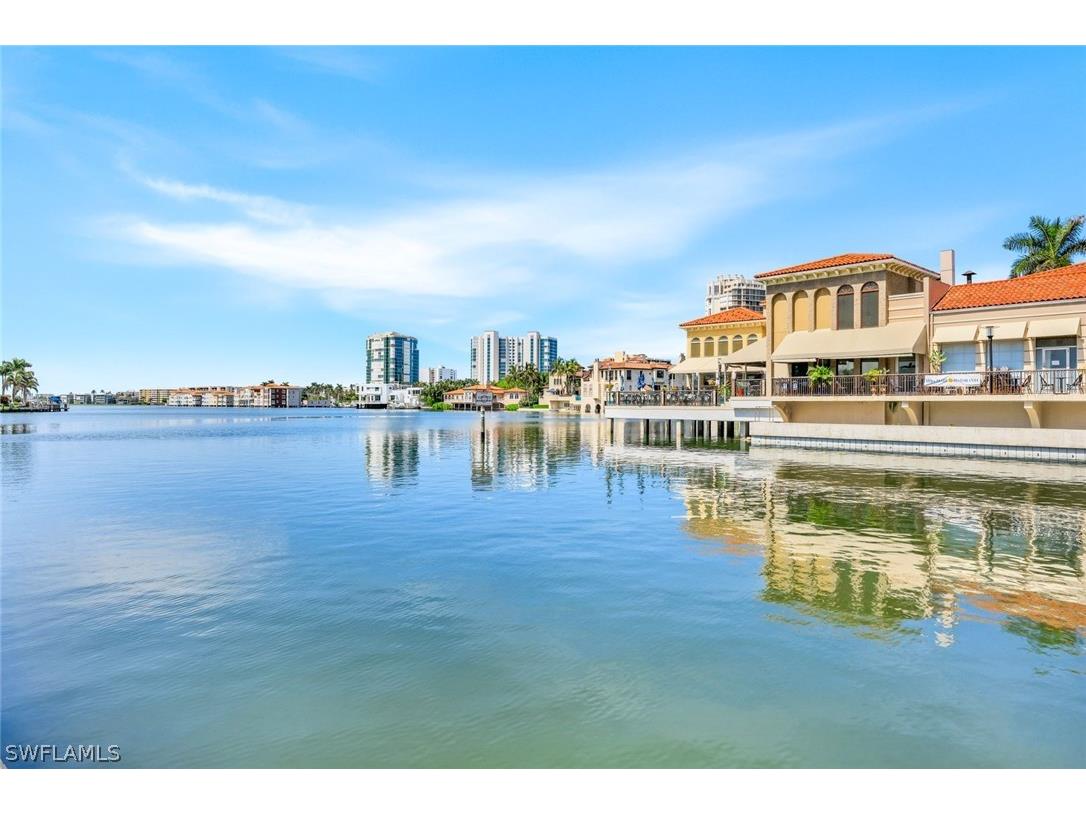 250 Park Shore Drive #801 Naples FL 34103 226006478 image36