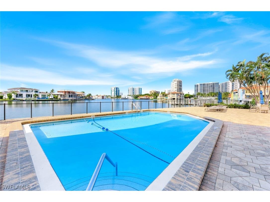 250 Park Shore Drive #801 Naples FL 34103 226006478 image42