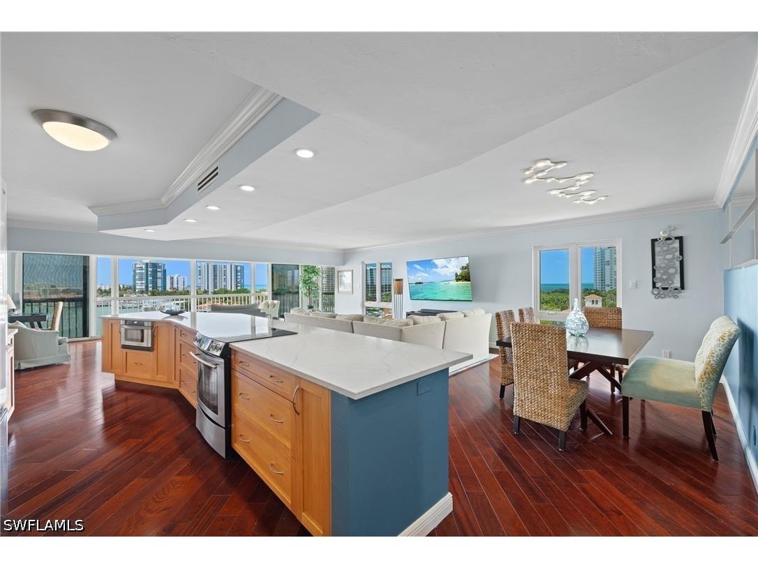 250 Park Shore Drive #803 Naples FL 34103 226016131 image5