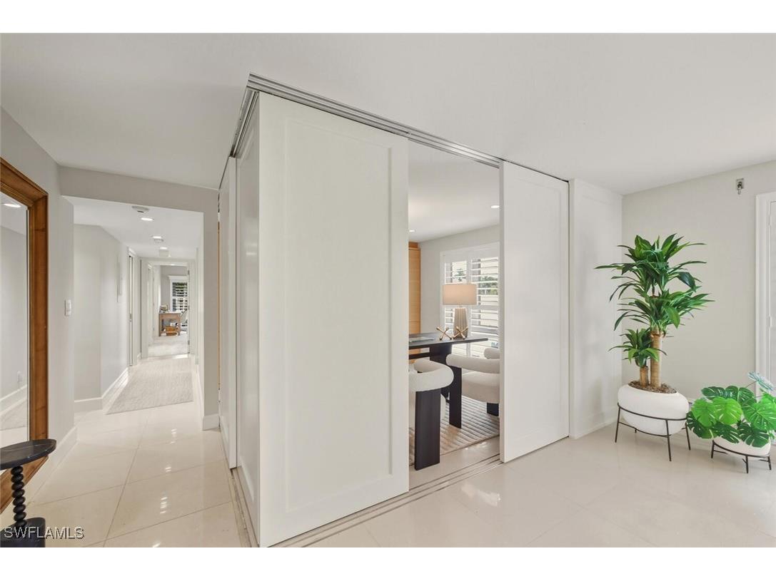 250 Park Shore Drive E #101 Naples FL 34103 225081511 image19