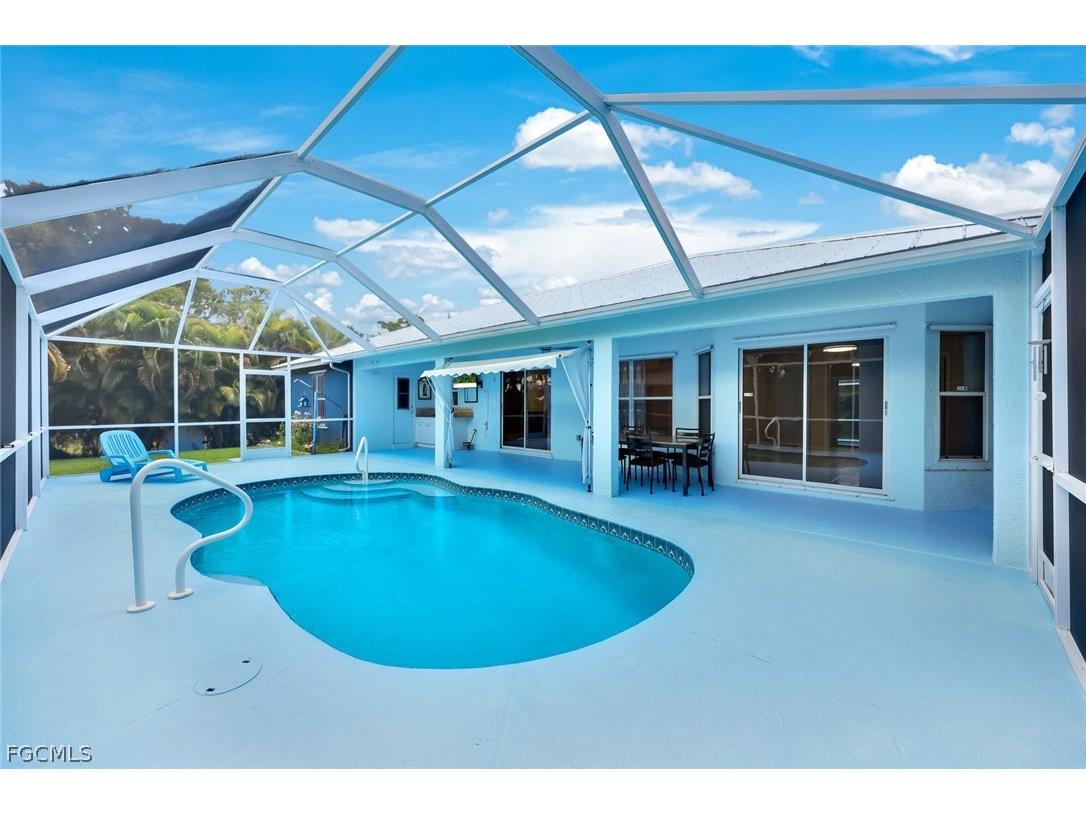 250 SE 44th Street Cape Coral FL 33904 2026013288 image3