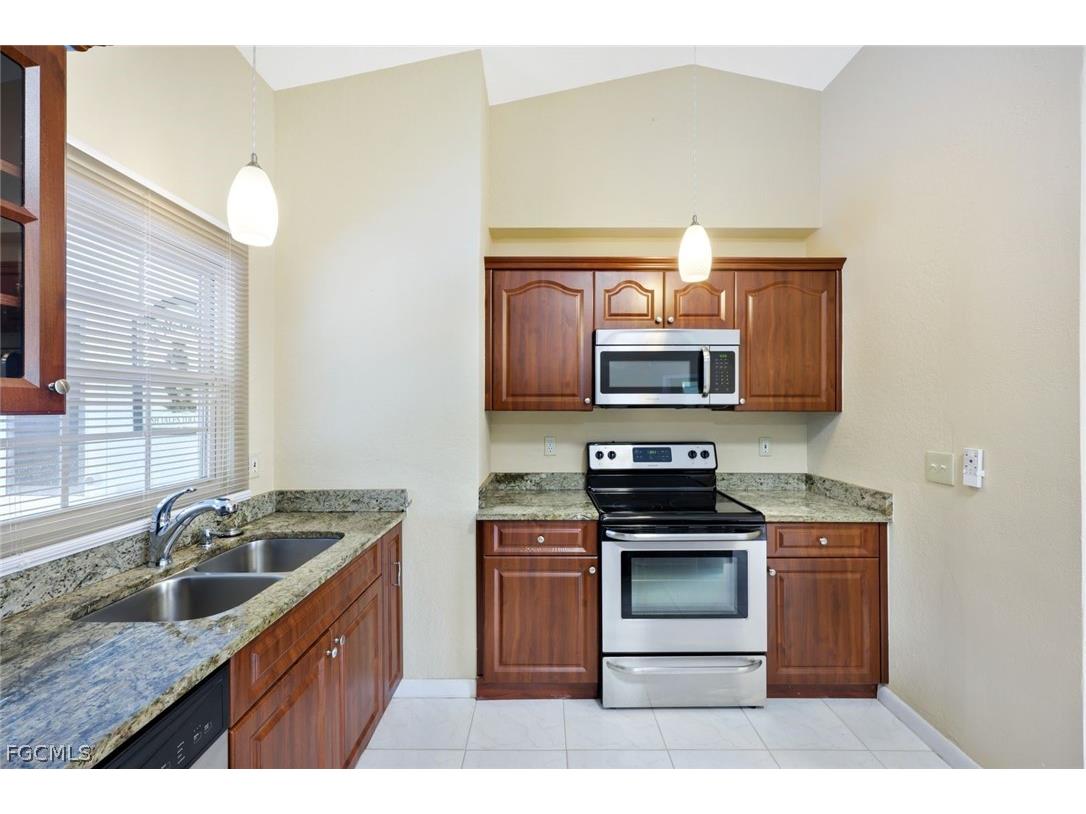 250 SE 44th Street Cape Coral FL 33904 2026013288 image9