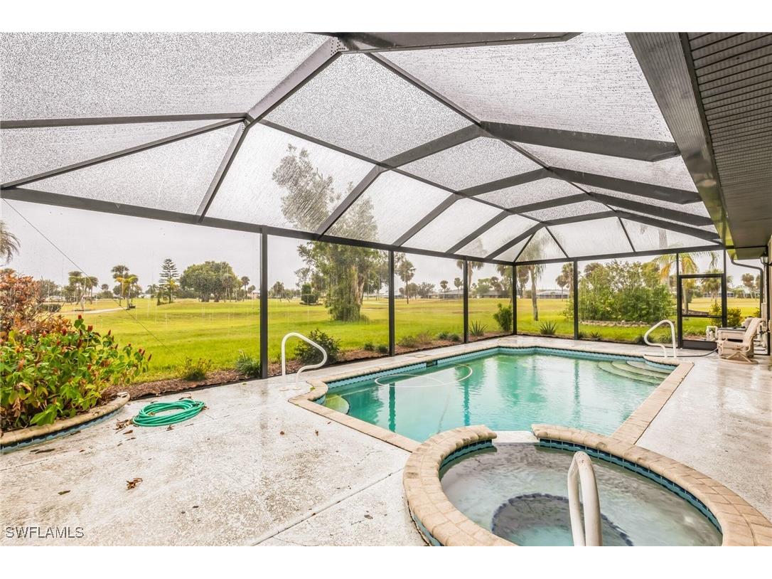 250 SE 9th Terrace Cape Coral FL 33990 225005062 image1