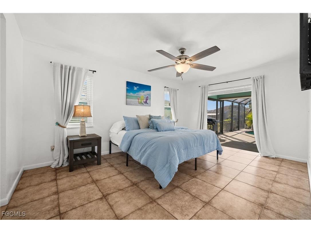 250 SW 37th Terrace Cape Coral FL 33914 2026005462 image21