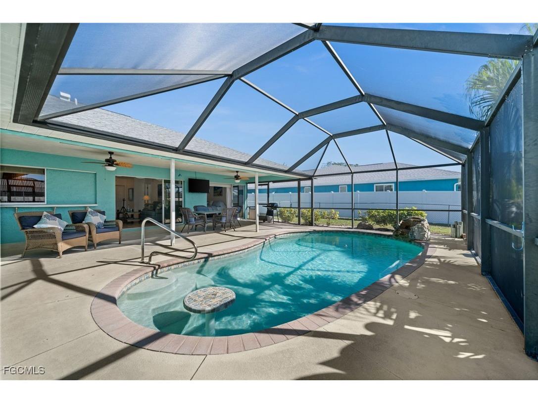 250 SW 37th Terrace Cape Coral FL 33914 2026005462 image32
