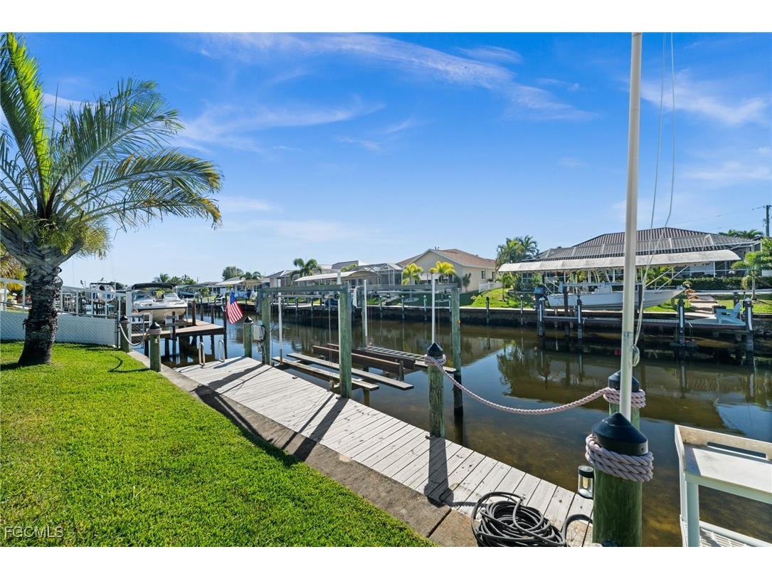 250 SW 37th Terrace Cape Coral FL 33914 2026005462 image6