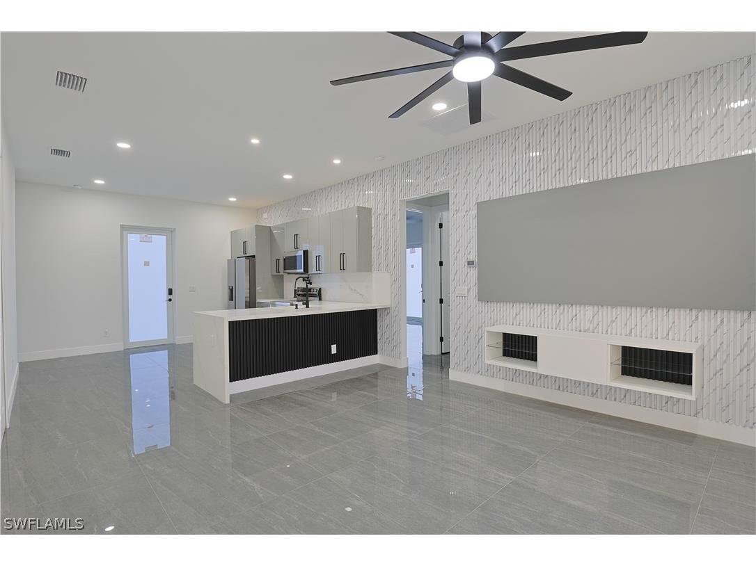 2500 72nd Street W Lehigh Acres FL 33971 226008415 image3