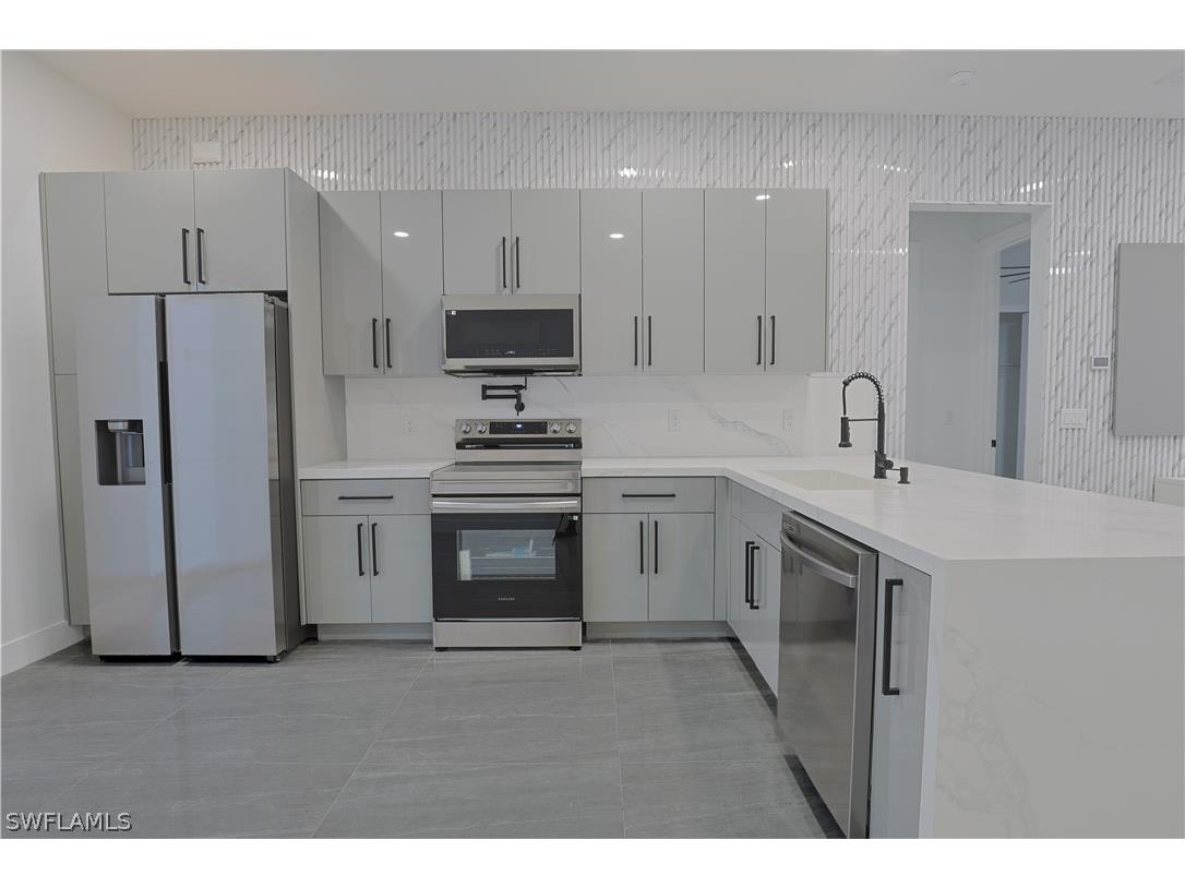 2500 72nd Street W Lehigh Acres FL 33971 226008415 image6