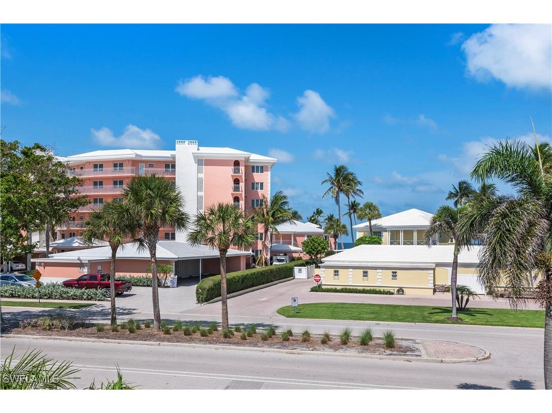 2500 Gulf Shore Boulevard N #N4 Naples FL 34103 225060921 image19