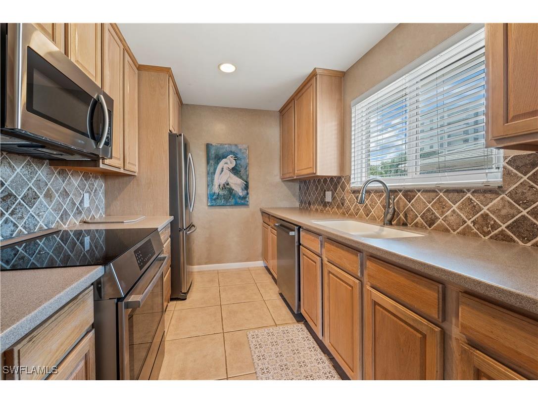 2500 Gulf Shore Boulevard N #N4 Naples FL 34103 225060921 image2