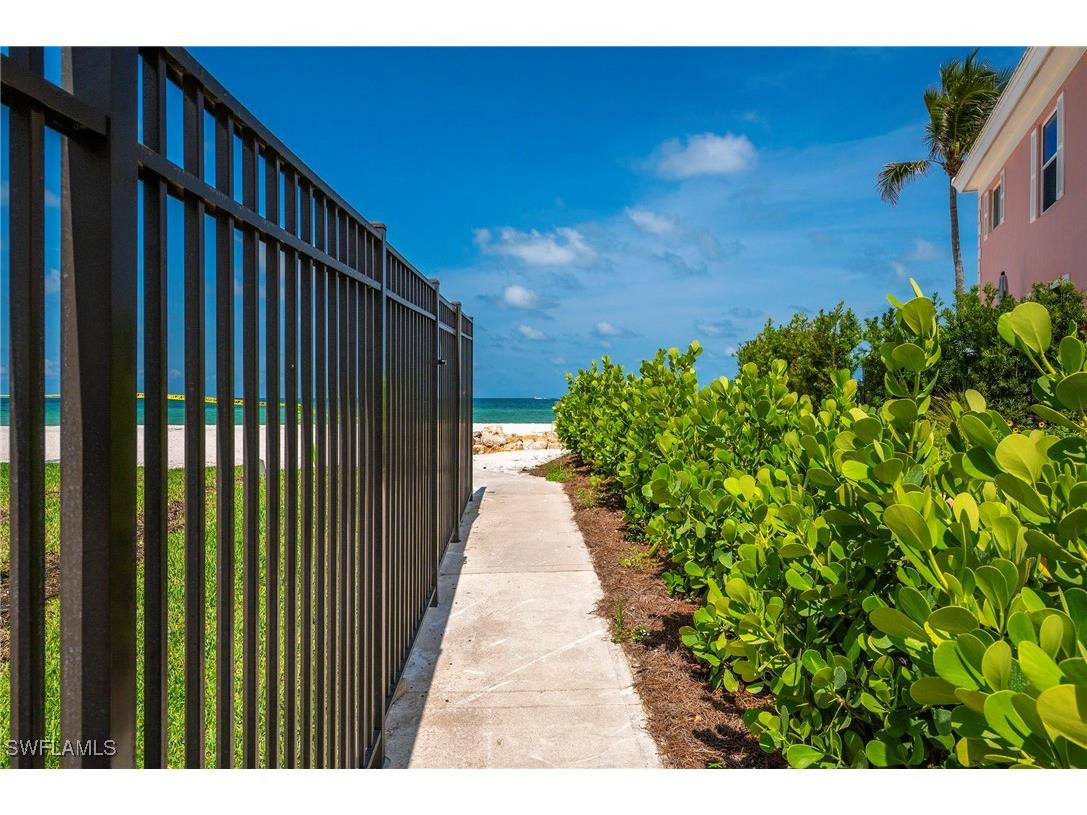 2500 Gulf Shore Boulevard N #N4 Naples FL 34103 225060921 image26