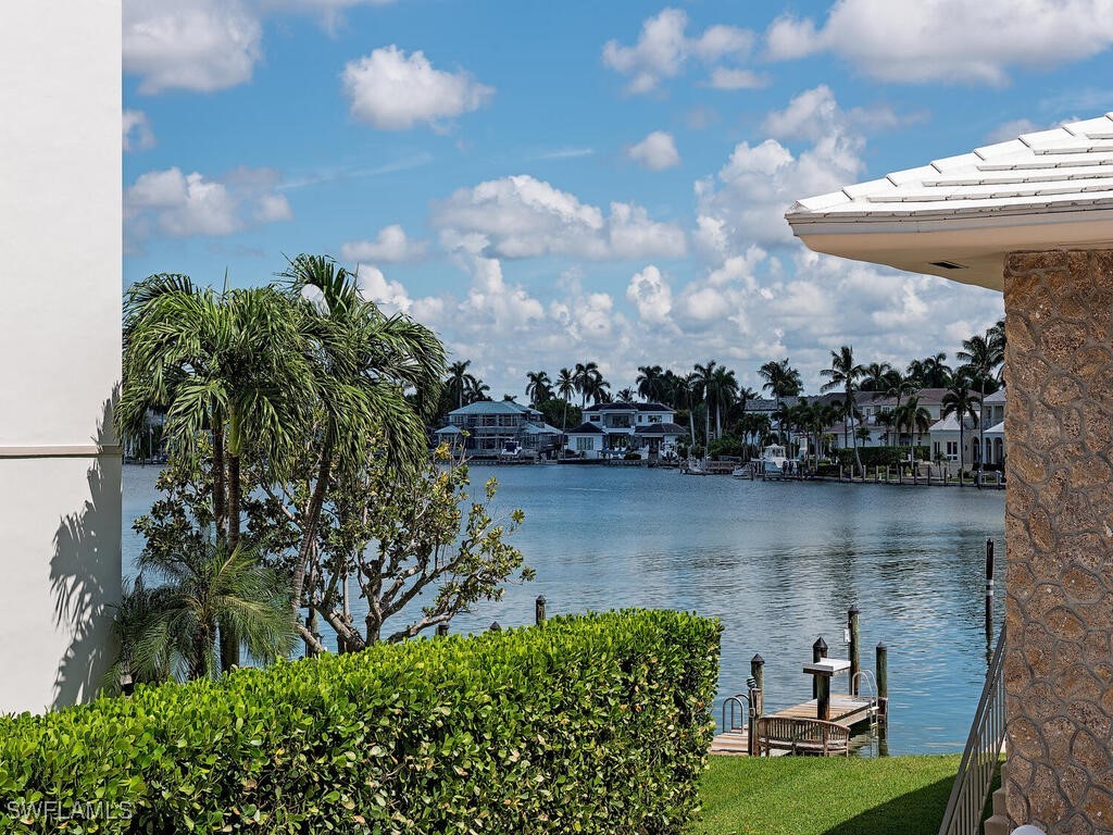 2500 Gulf Shore Boulevard N #N7 Naples FL 34103 224081208 image1