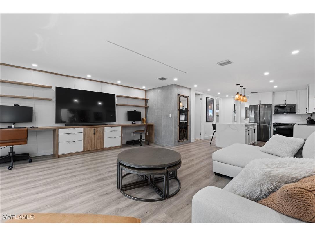 2500 Gulf Shore Boulevard N #N7 Naples FL 34103 225029873 image5