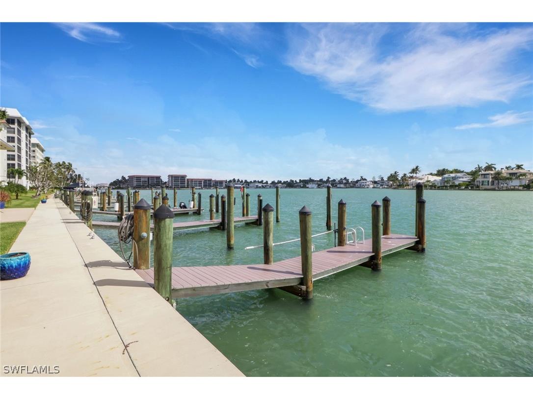 2500 Gulf Shore Boulevard N #S10 Naples FL 34103 226006114 image30