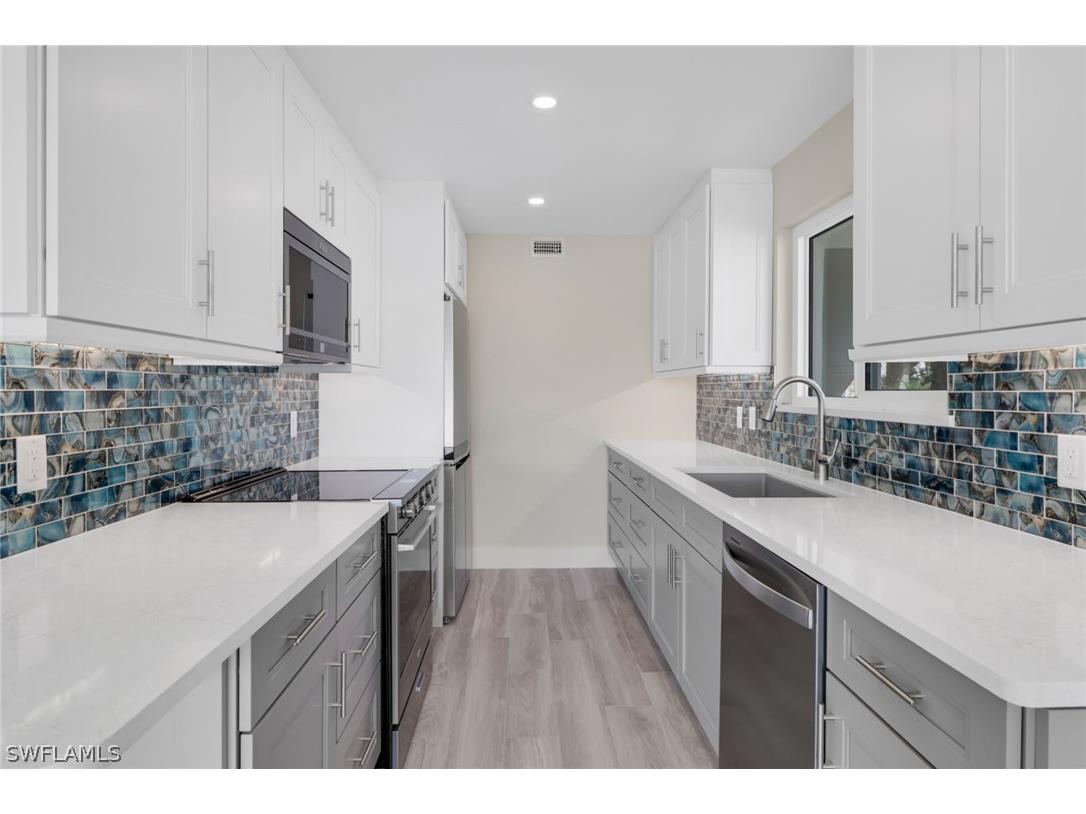 2500 Gulf Shore Boulevard N #S10 Naples FL 34103 226006114 image6