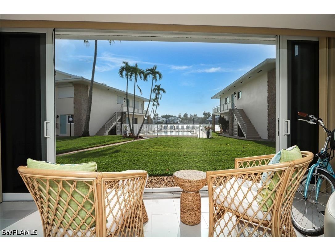 2500 Gulf Shore Boulevard N #S6 Naples FL 34103 226017152 image1