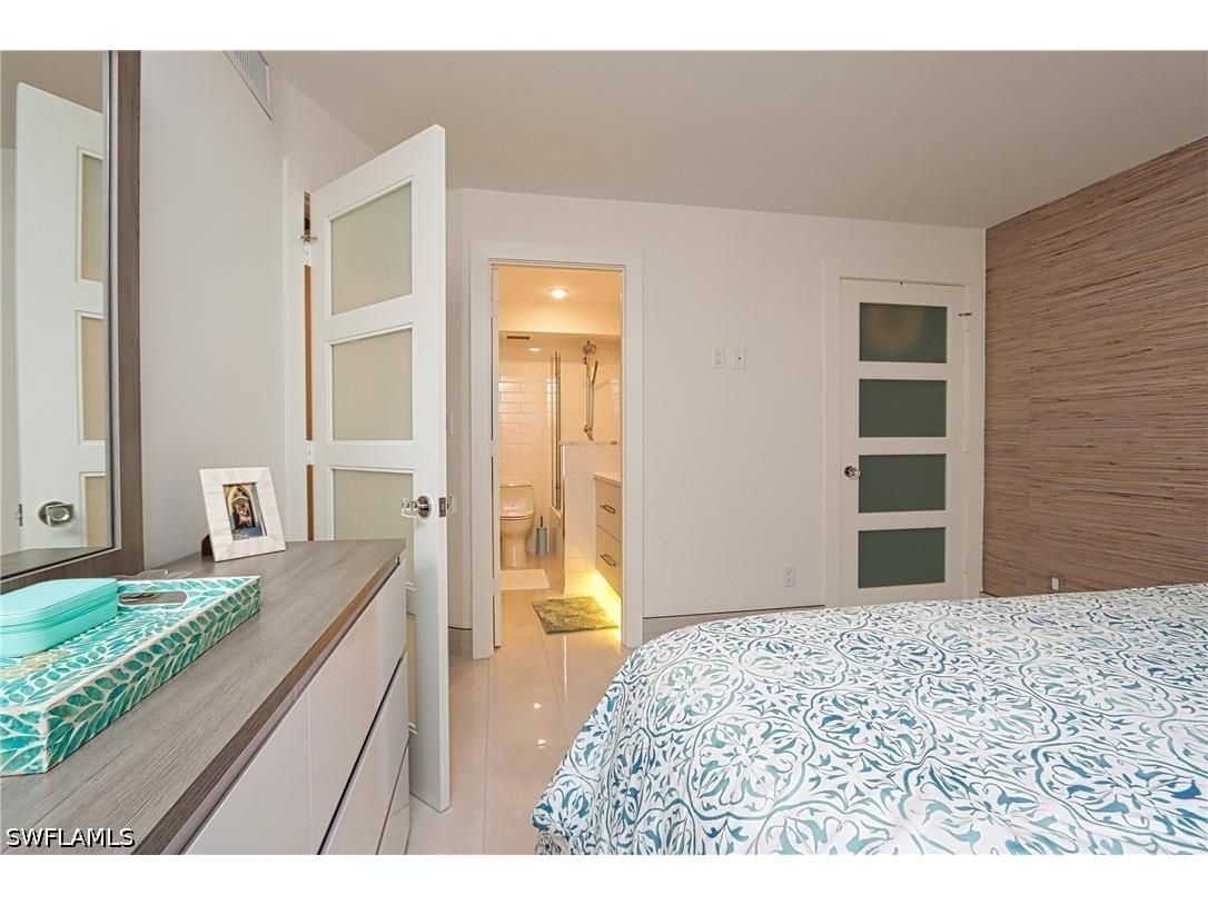 2500 Gulf Shore Boulevard N #S6 Naples FL 34103 226017152 image12