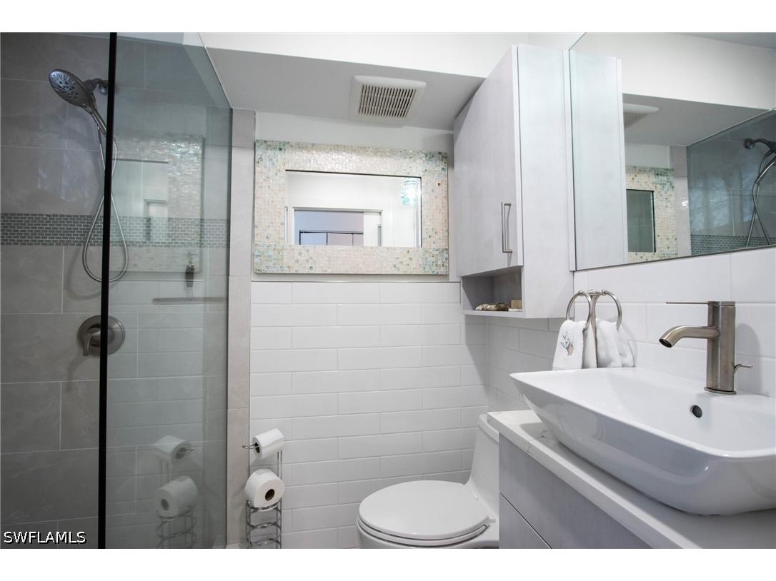 2500 Gulf Shore Boulevard N #S6 Naples FL 34103 226017152 image13