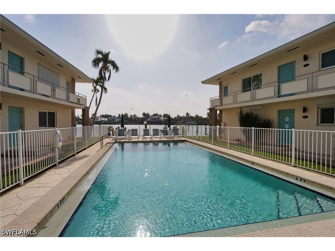 2500 Gulf Shore Boulevard N #S6 Naples FL 34103 226017152 image19