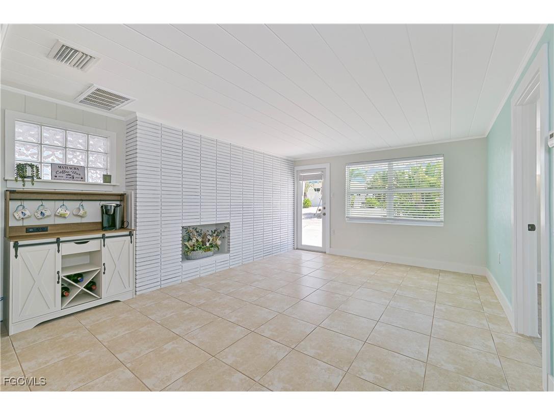 2500 Harbor View Drive Matlacha FL 33993 2025004776 image17