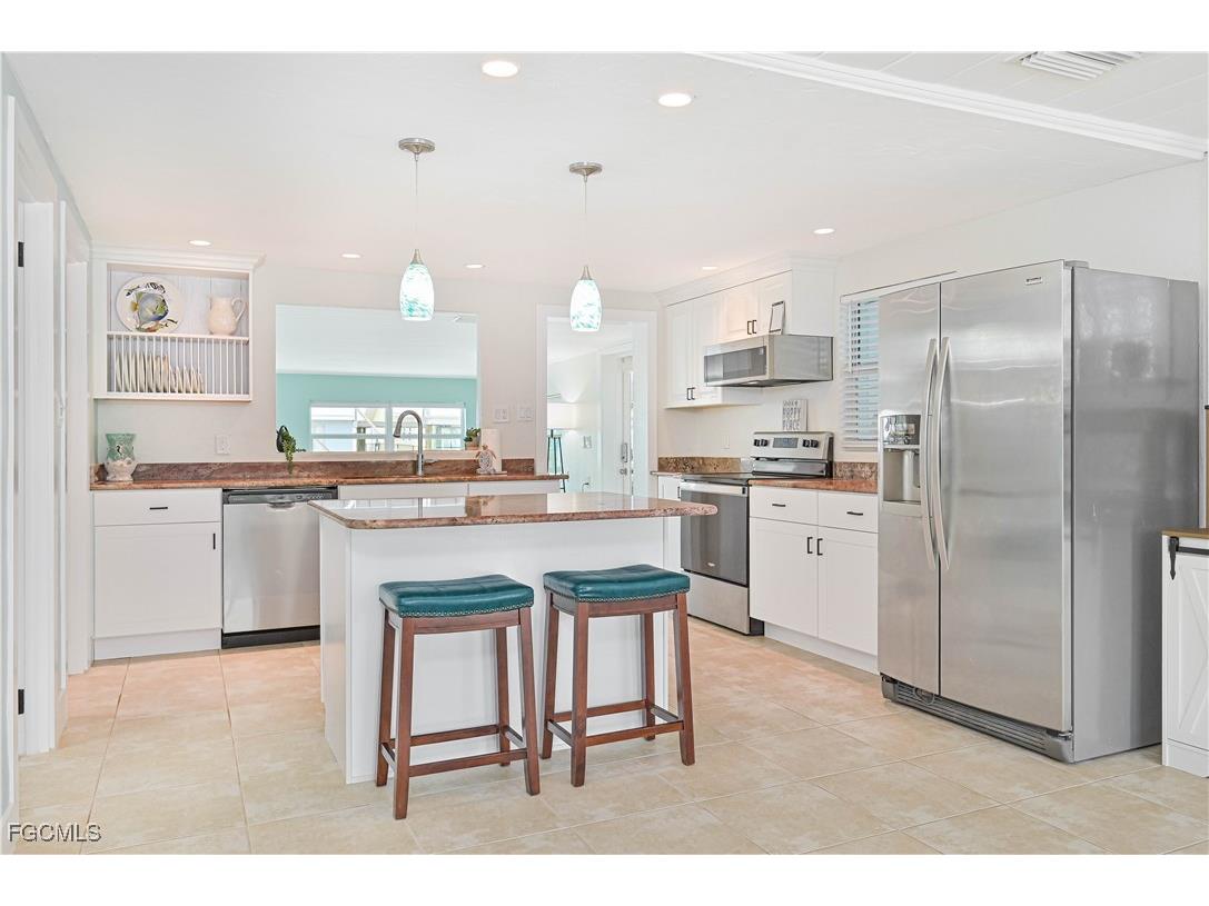 2500 Harbor View Drive Matlacha FL 33993 2025004776 image19