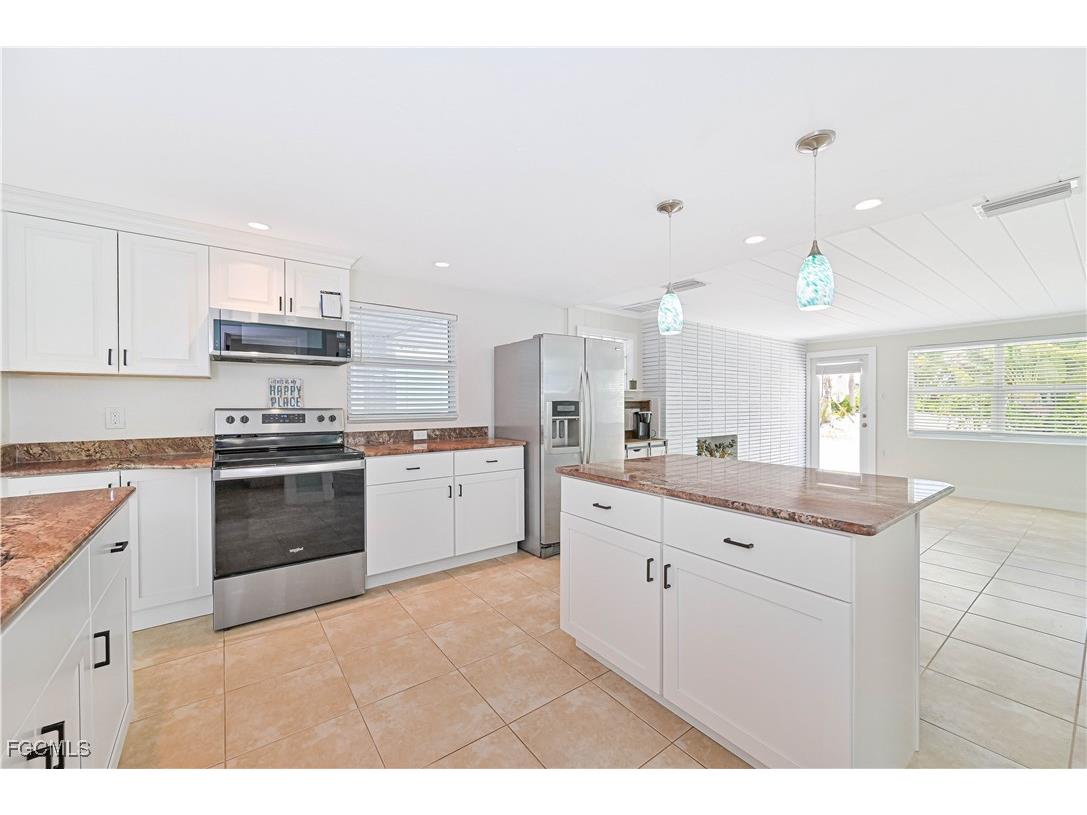 2500 Harbor View Drive Matlacha FL 33993 2025004776 image22