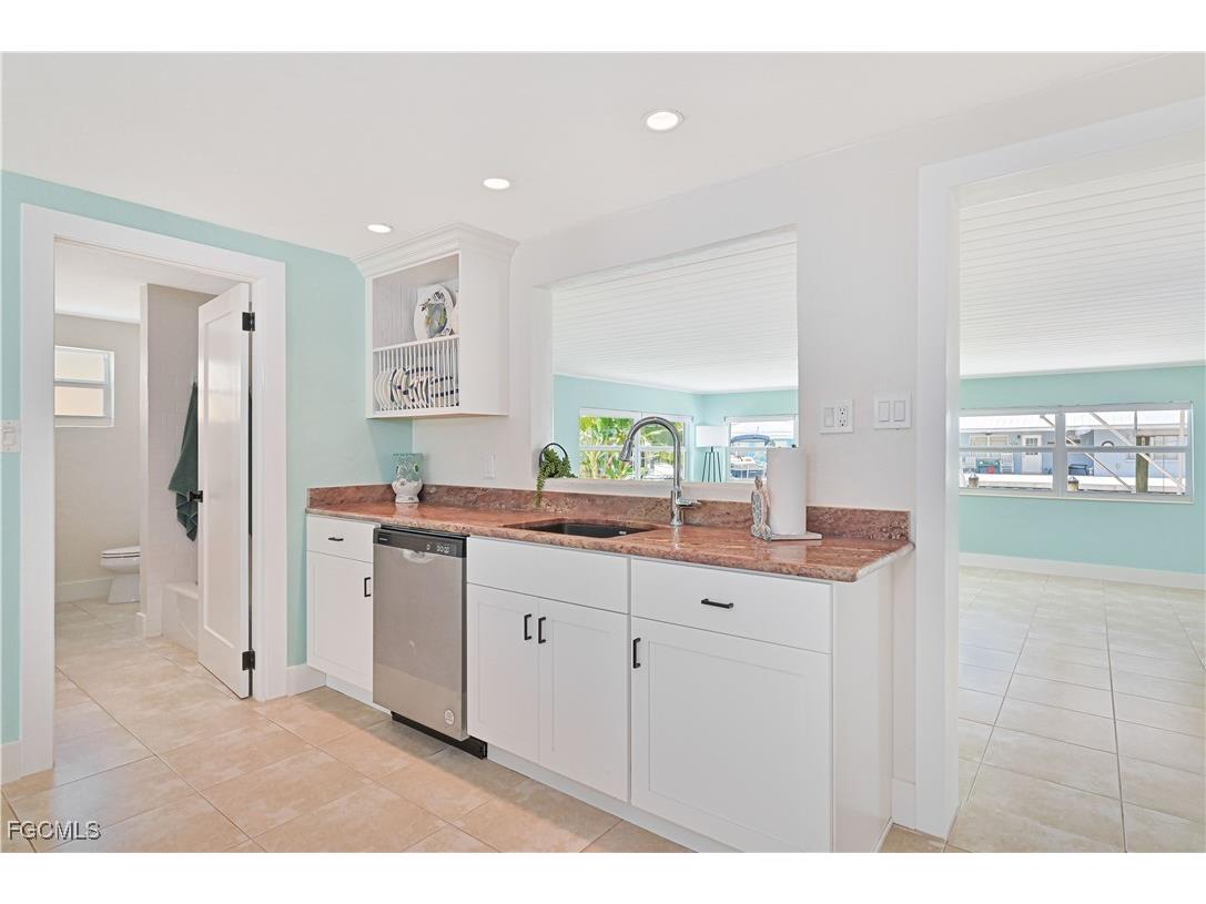 2500 Harbor View Drive Matlacha FL 33993 2025004776 image23