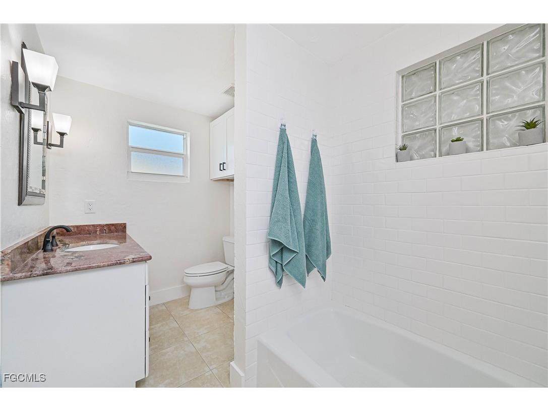 2500 Harbor View Drive Matlacha FL 33993 2025004776 image32