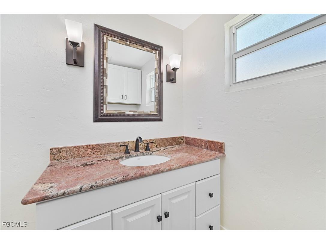 2500 Harbor View Drive Matlacha FL 33993 2025004776 image34