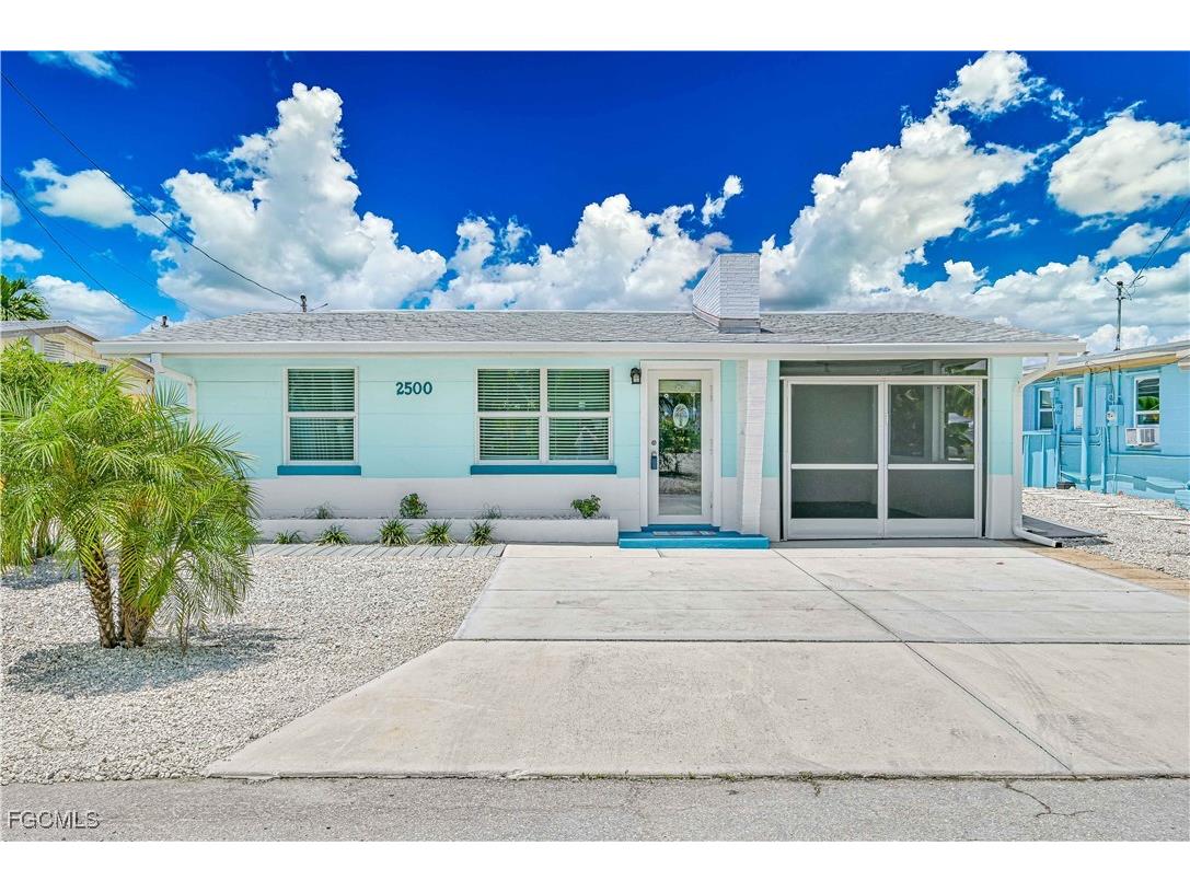 2500 Harbor View Drive Matlacha FL 33993 2025004776 image4