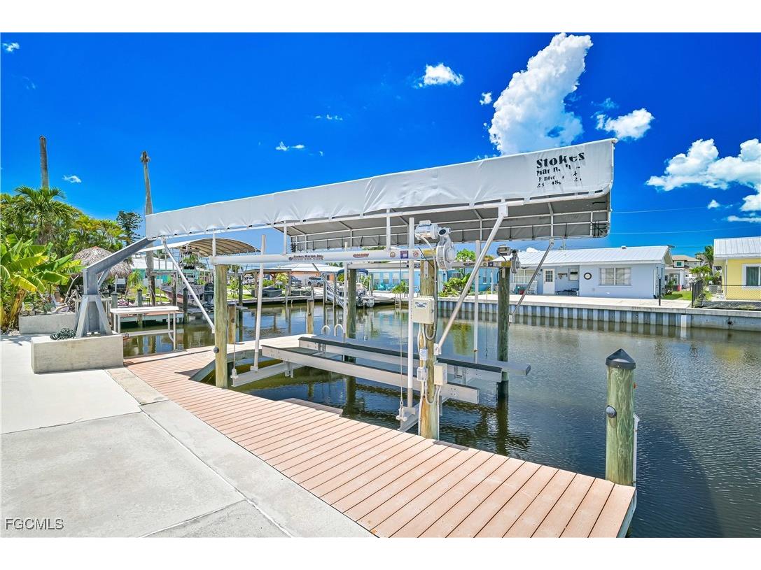 2500 Harbor View Drive Matlacha FL 33993 2025004776 image6