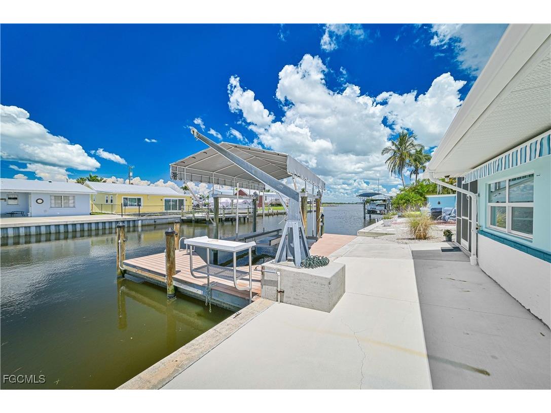 2500 Harbor View Drive Matlacha FL 33993 2025004776 image8
