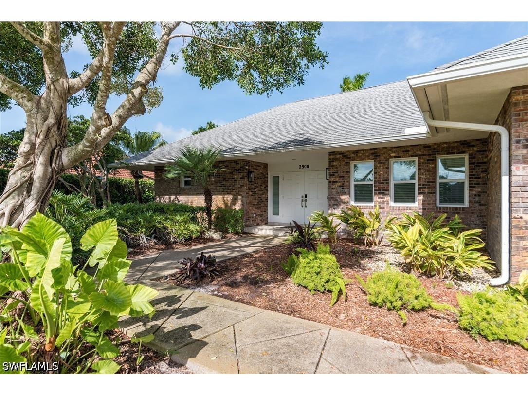 2500 Kings Lake Boulevard Naples FL 34112 226025129 image3