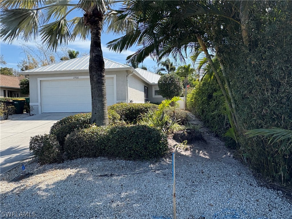 2500 Lee Street Naples FL 34112 226009356 image24